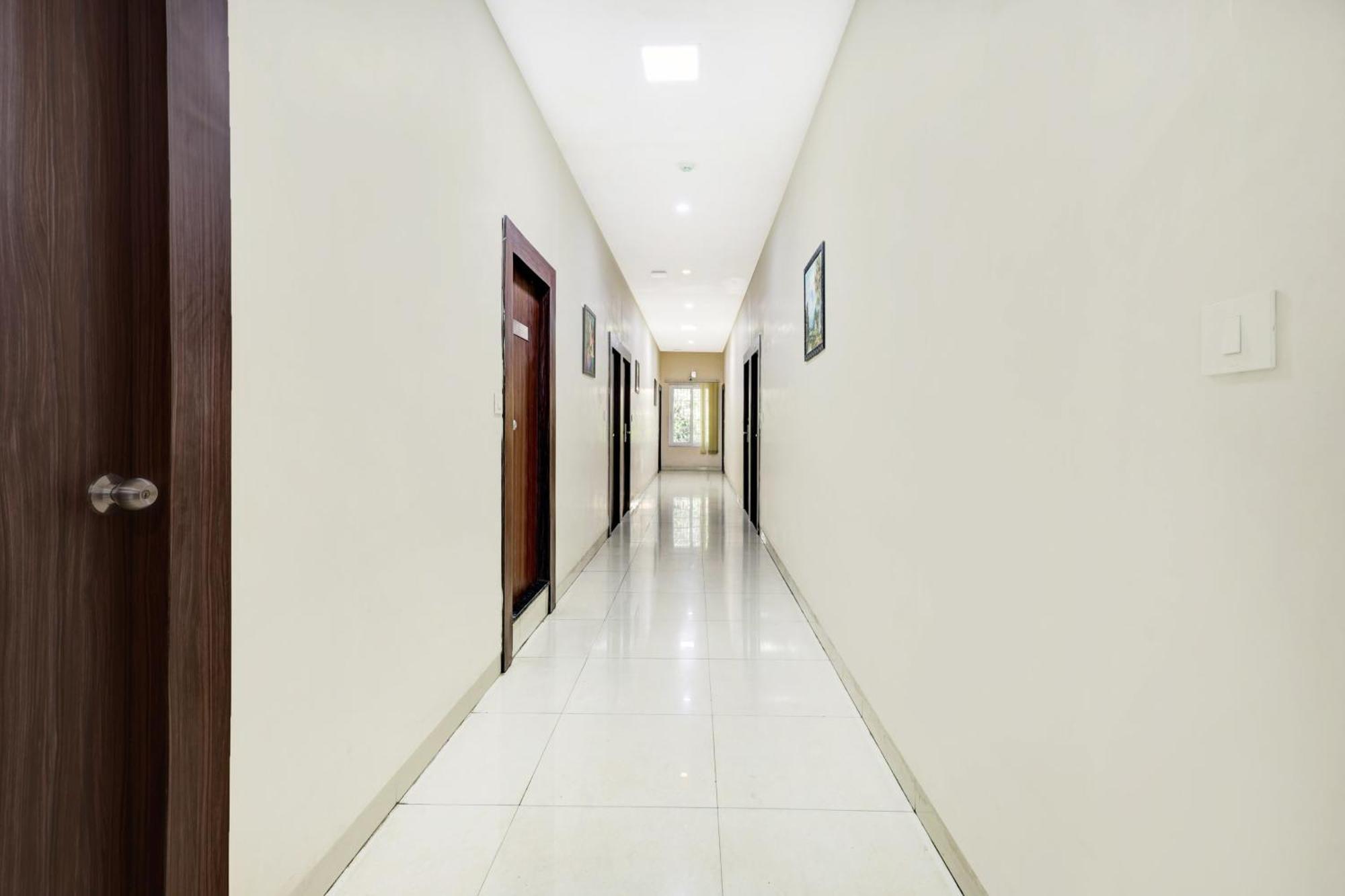 Super Collection O Dabagardens Near Beach Road Visakhapatnam Exterior photo